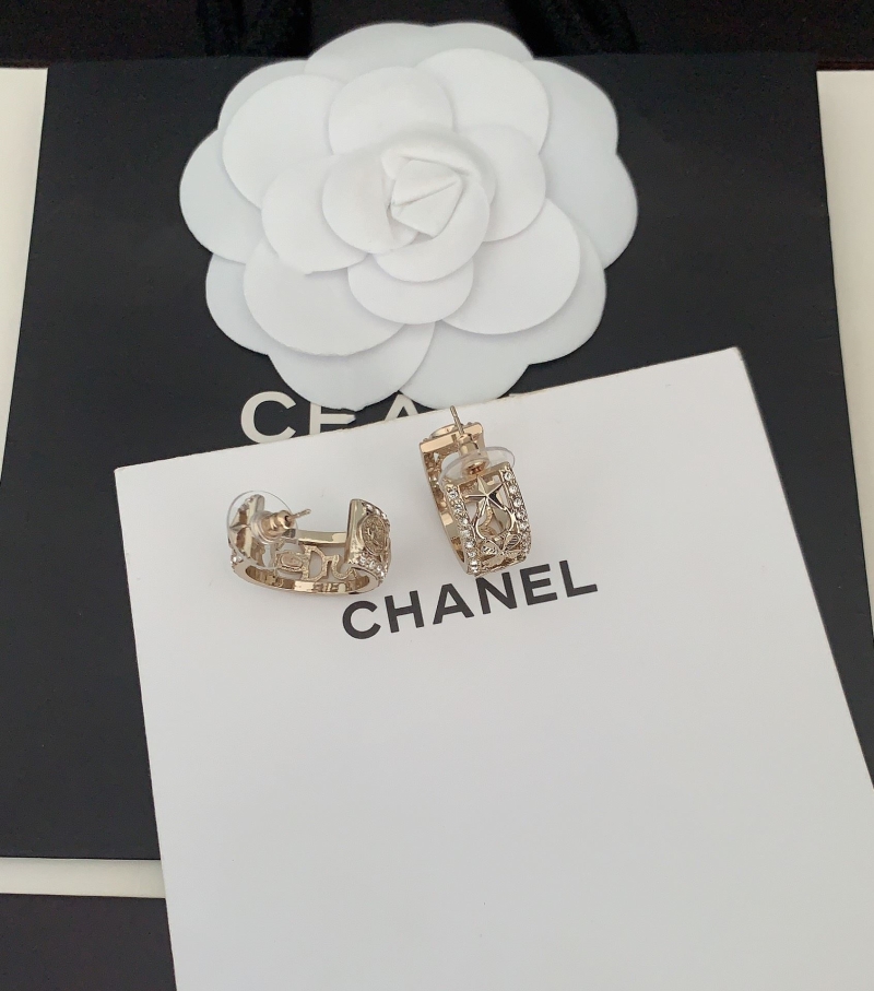 Ch**el earrings